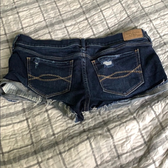 A&F Shorts - Picture 3 of 4